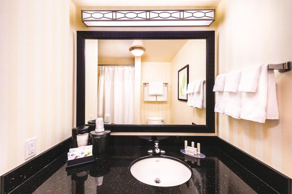 Fairfield Inn & Suites Реддінг Екстер'єр фото