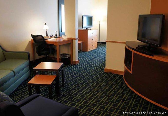 Fairfield Inn & Suites Реддінг Екстер'єр фото