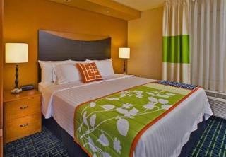 Fairfield Inn & Suites Реддінг Екстер'єр фото